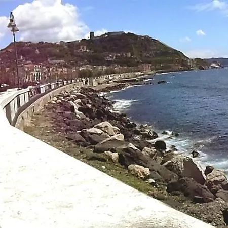 Valerio's Flat アパート